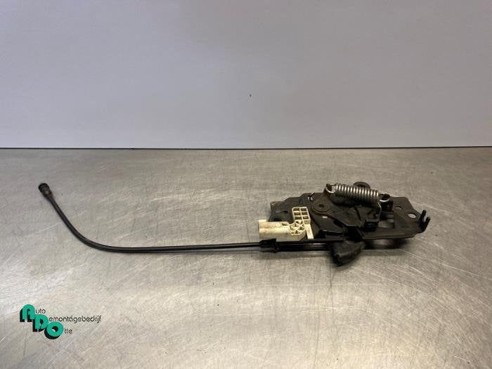Slotmechaniek Motorkap van een Ford Focus (Focus 11-), Auto-onderdelen, Gebruikt, -, -, Ophalen of Verzenden