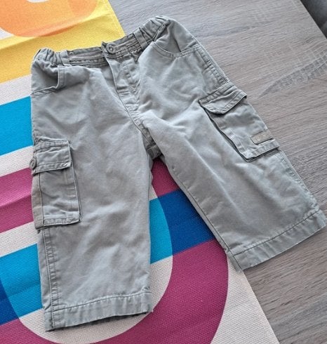 Bout'chou grijze broek 12m, Kinderen en Baby's, Babykleding | Maat 80, Ophalen of Verzenden, Zo goed als nieuw, Jongetje, Broekje