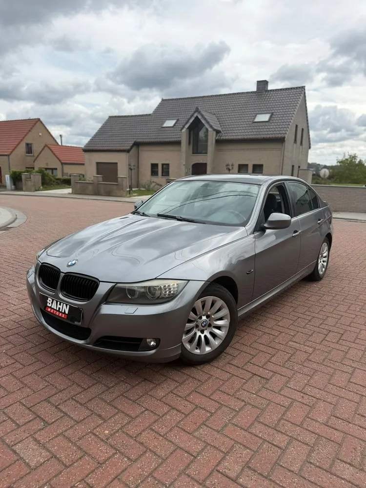 BMW Serie 3 ¡Facelift!, Autos, 100 kW, Argent ou Gris, Achat, Entreprise