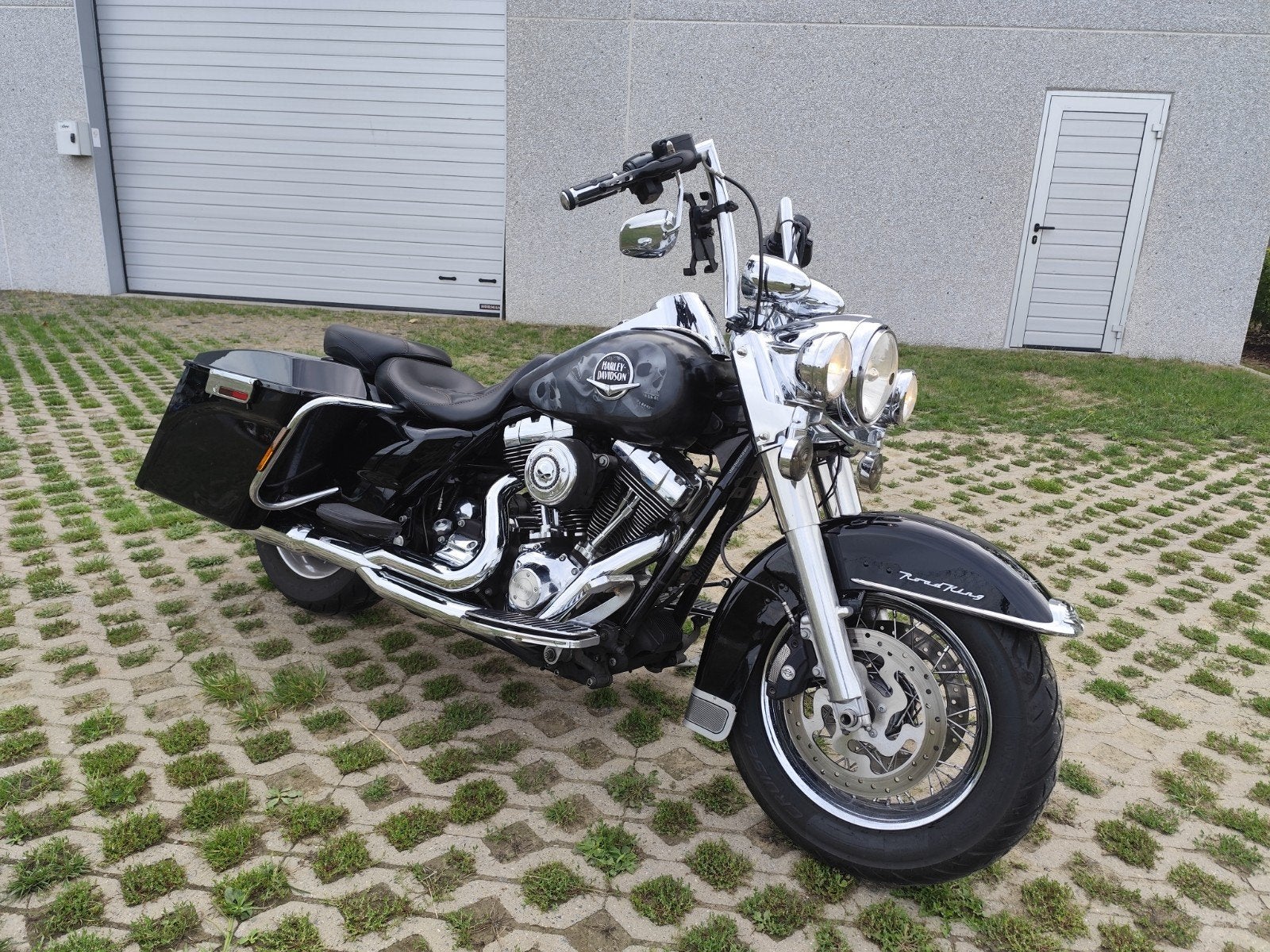 exclusieve Harley Davidson road king classic 1600 airbrush, Bedrijf