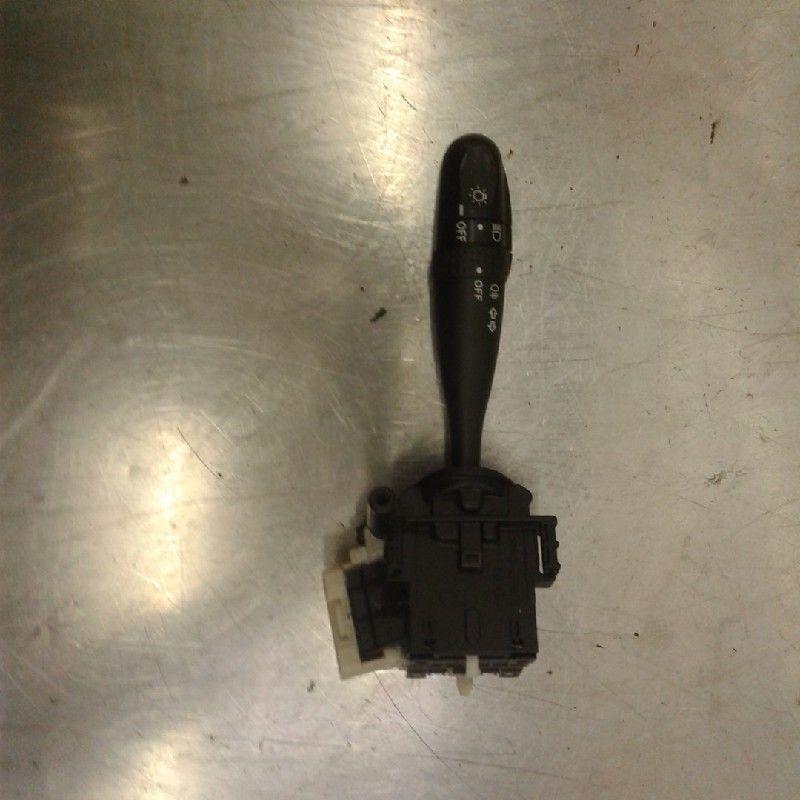 INTERRUPTEUR D'ECLAIRAGE Daihatsu Cuore (L251 / 271 / 276), Utilisé, Daihatsu