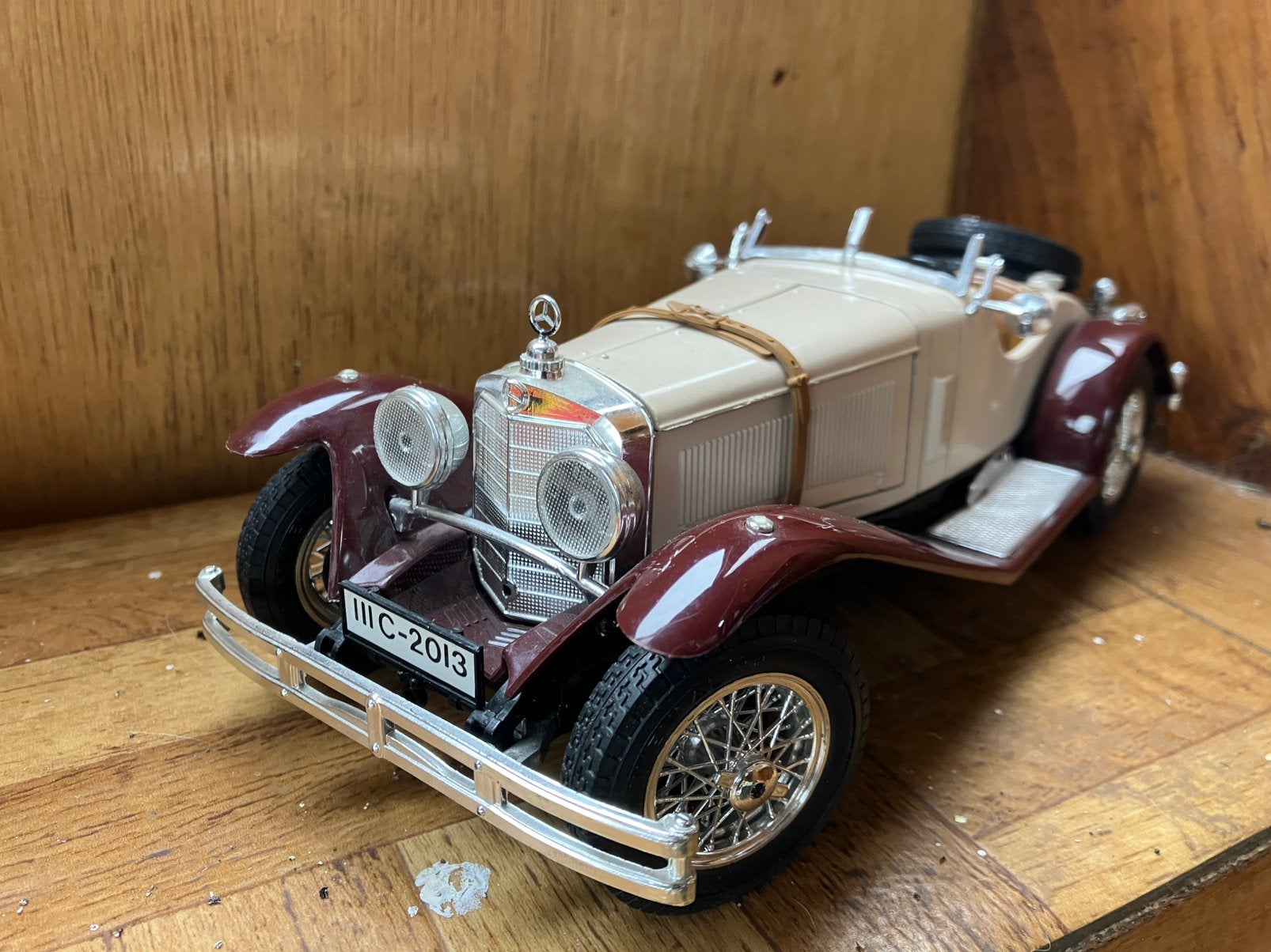 Burago Mercedes oldtimer, Hobby en Vrije tijd, Ophalen of Verzenden, Gebruikt, Auto, Burago