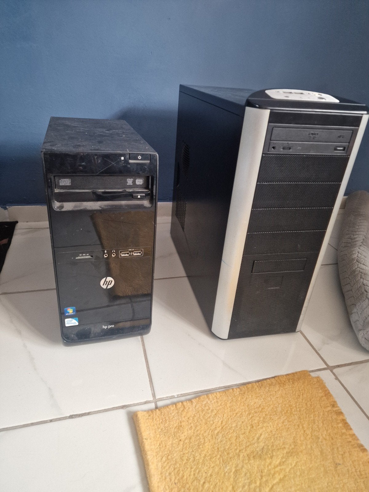 lot 2 tour complète il faux juste les formater, Informatique & Logiciels, Enlèvement, Utilisé, 4 GB, Hp