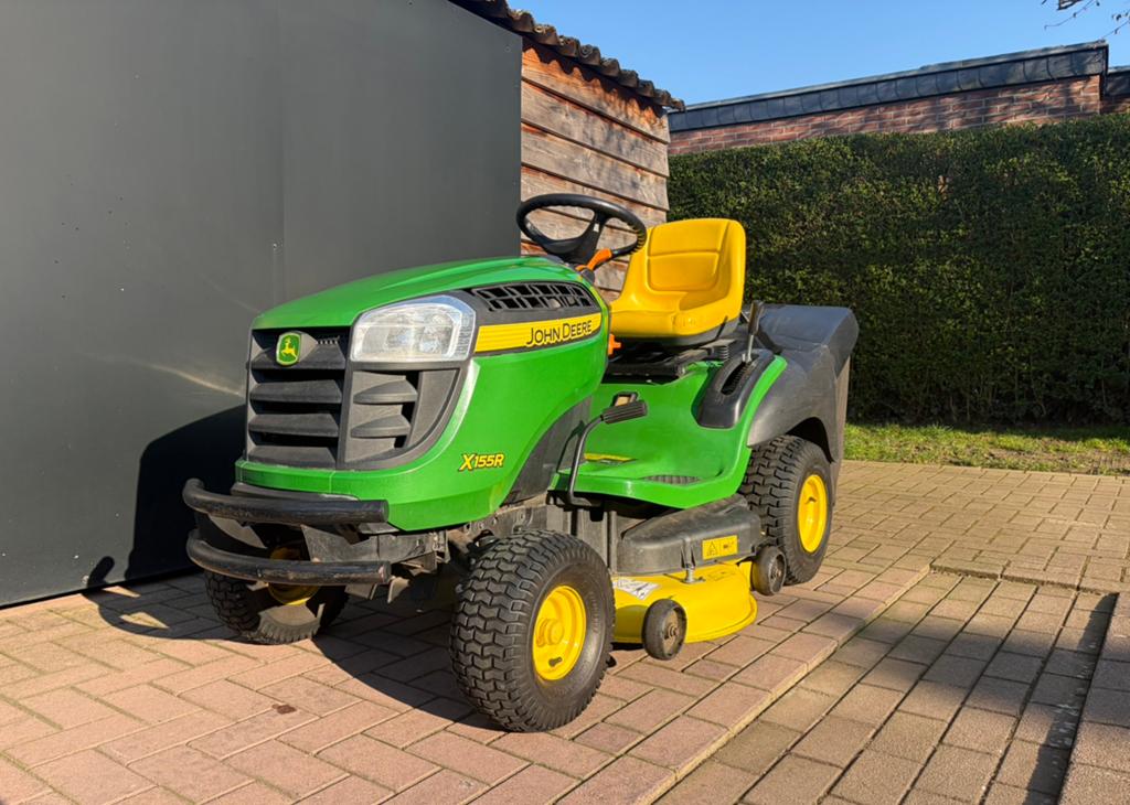 John Deere X155R grasmaaier / zitmaaier X155 R, geen X167R, Ophalen, Zo goed als nieuw