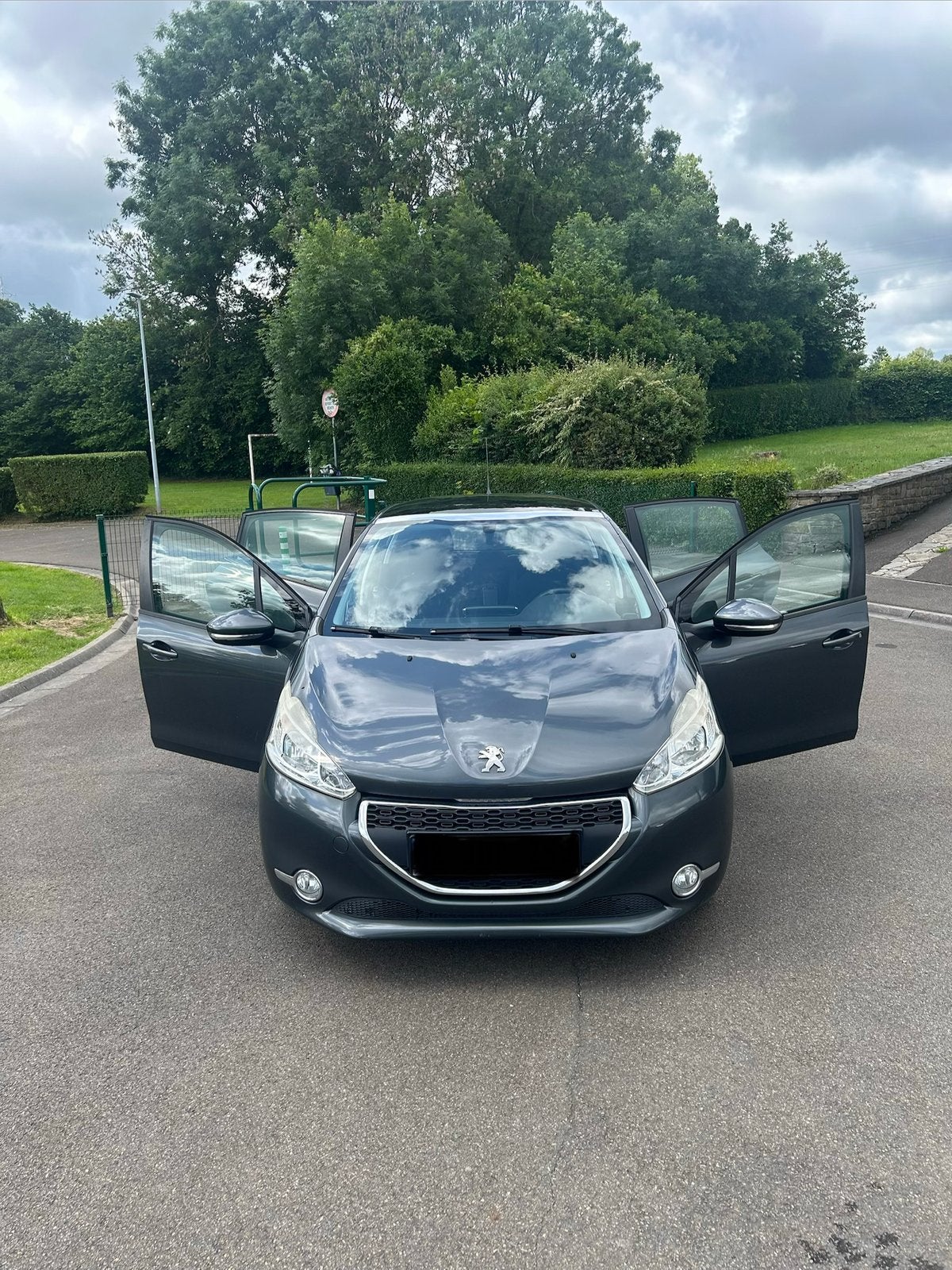 Peugeot 208 1.2, Autos, Achat, Autres couleurs, Noir, 5 portes