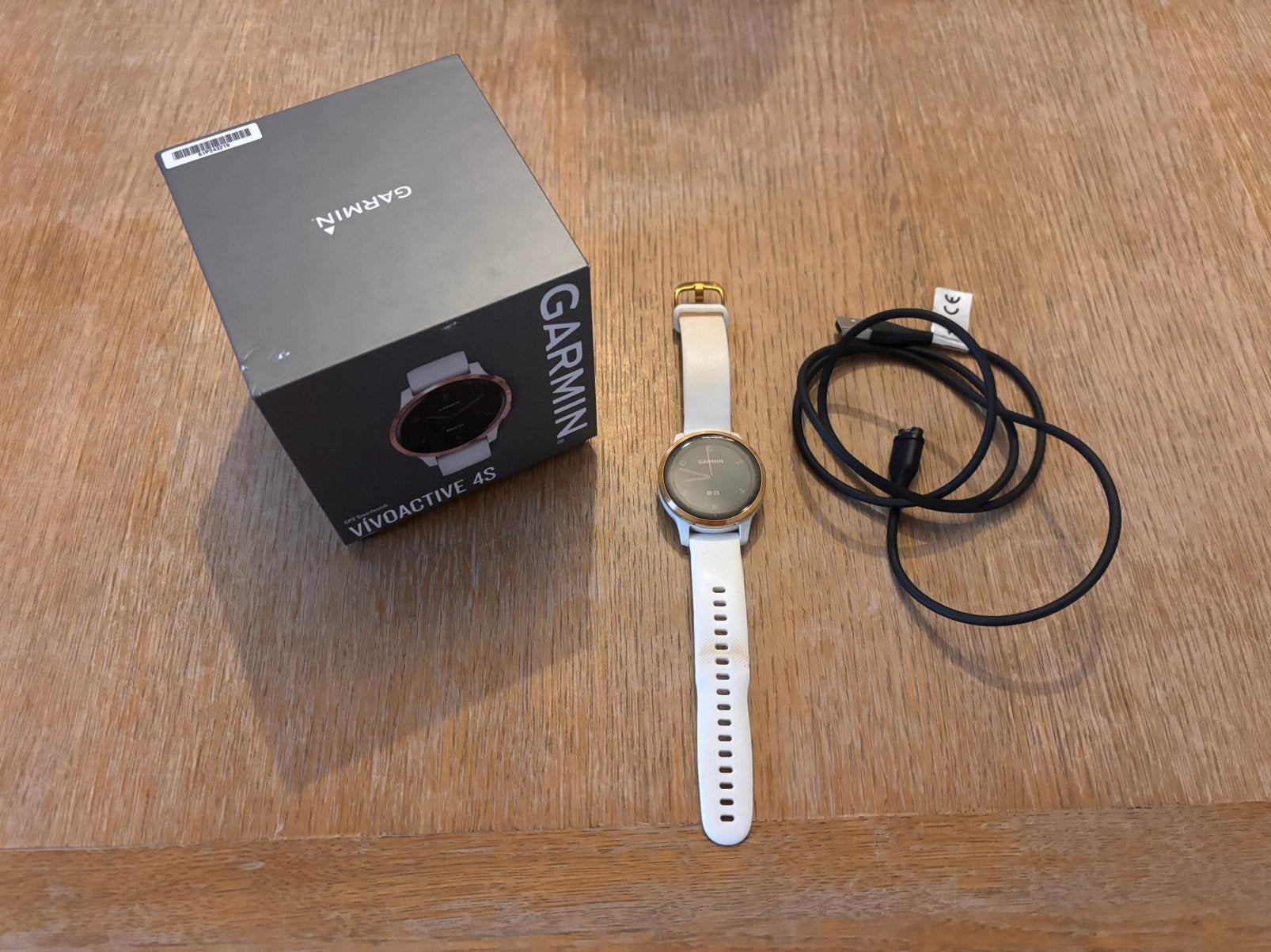 Garmin Vivoactive 4s, Enlèvement ou Envoi, Étanche, Utilisé, Blanc