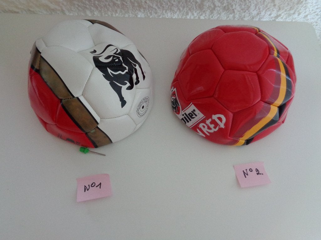 2 Ballons foot Jupiler  Collection Neuf., Envoi, Neuf, Autres types