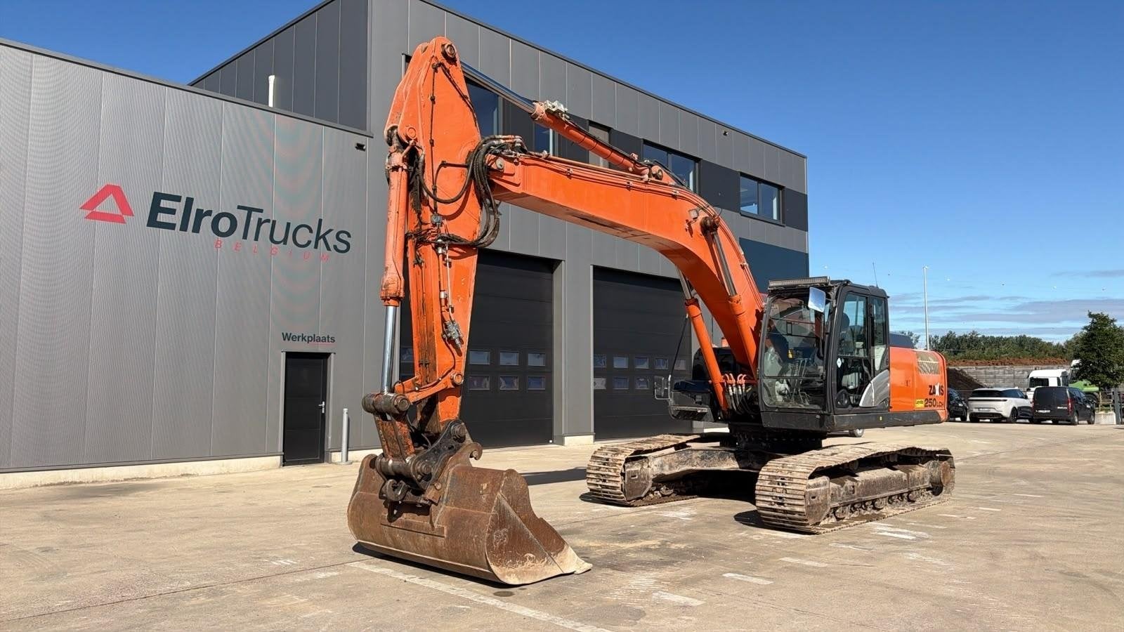 Hitachi ZX250LCH-5A (AIRCO / 6.868 HOURS / BELGIAN MACHINE /, Excavatrice