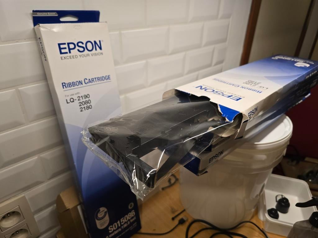 Nieuw: Epson (origineel)
Modelnummer: S015086, Ophalen of Verzenden, Nieuw, Printertape, Epson