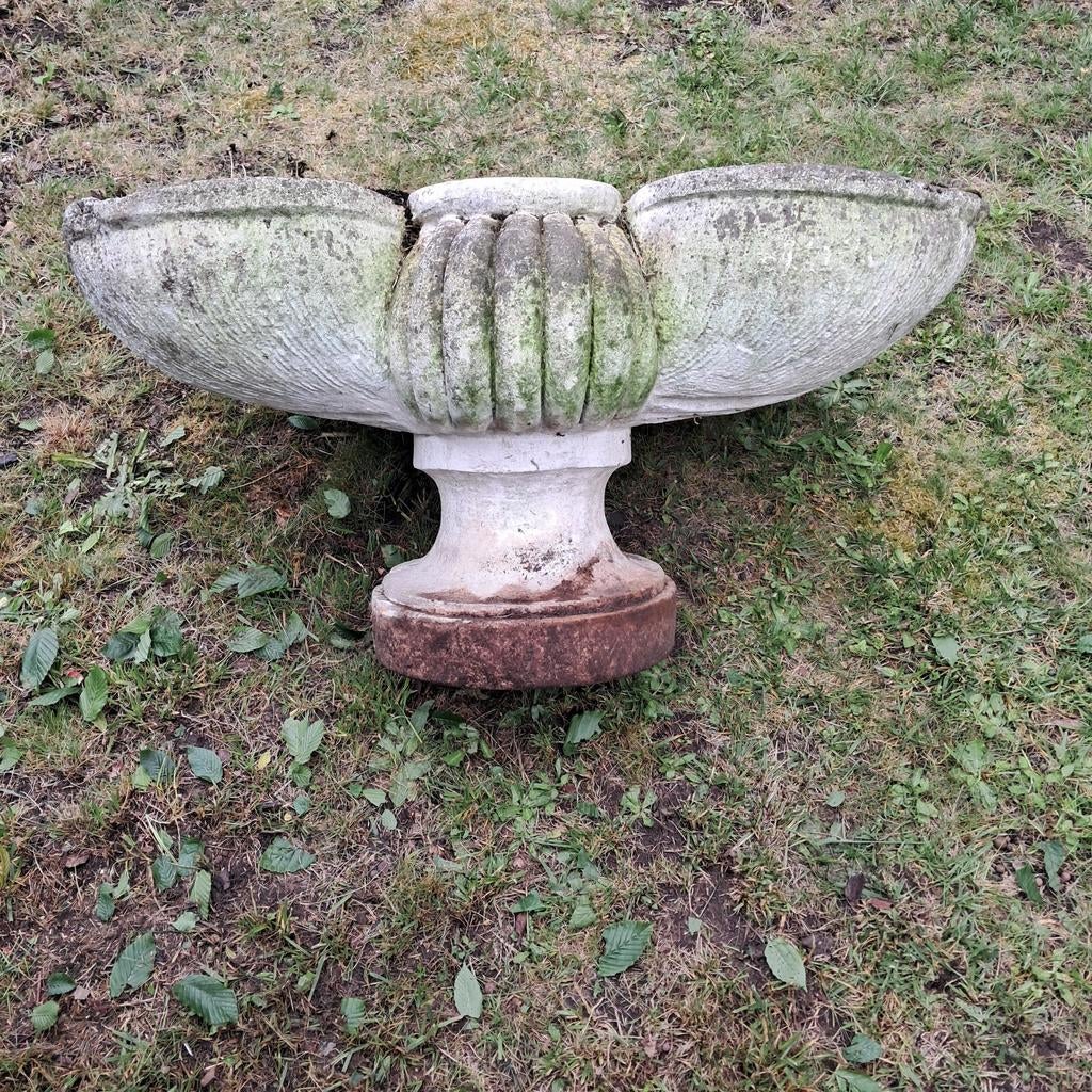Schelp in beton voor bloemen. (Tuin), Tuin en Terras, Ophalen