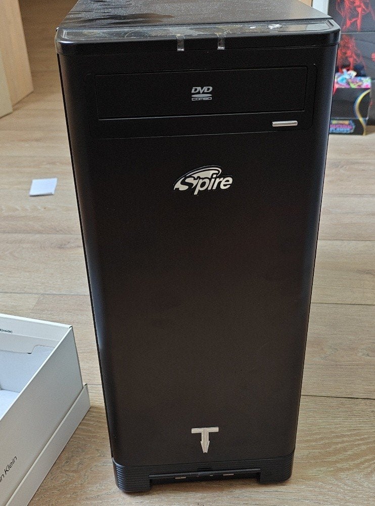 Spire Mid Tower ATX PC Behuizing / Behuizing zwart, Computers en Software, Ophalen of Verzenden, Gebruikt