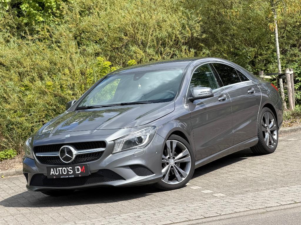 Mercedes-Benz CLA 180 Half Leder,Navi,Airco,PDC, Auto's, Mercedes-Benz, Euro 6, 4 cilinders, Leder en Stof, 1595 cc