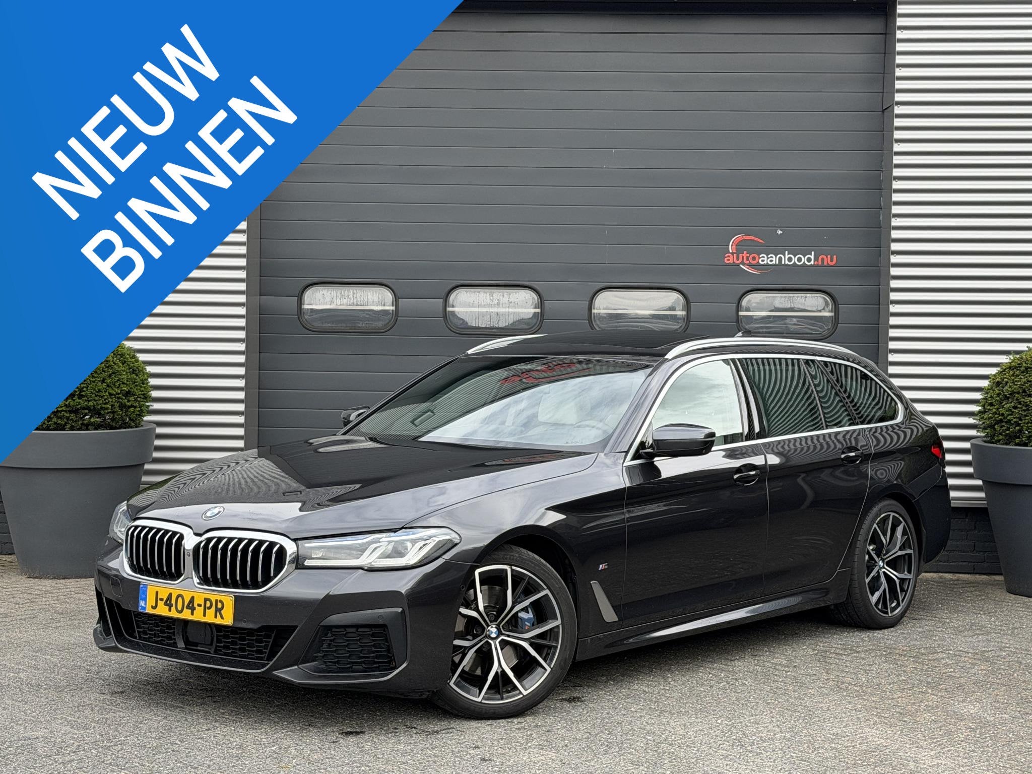 BMW 5-serie Touring 530i High Executive Edition M-Sport | Pa, Automaat, 1998 cc, Einsteinlaan 5
2289 CC  Rijswijk, NL, BMW Nederland B.V.