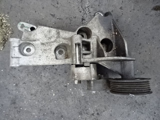 DYNAMO STEUN Renault Kangoo Express (FW) (01-2008/-), Gebruikt, Renault