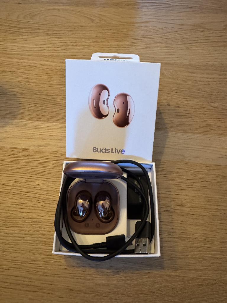 SAMSUNG Galaxy Buds Live Bluetooth-oortjes, Télécoms, Téléphonie mobile | Écouteurs, Neuf, Bluetooth, Intra-auriculaires (In-Ear)