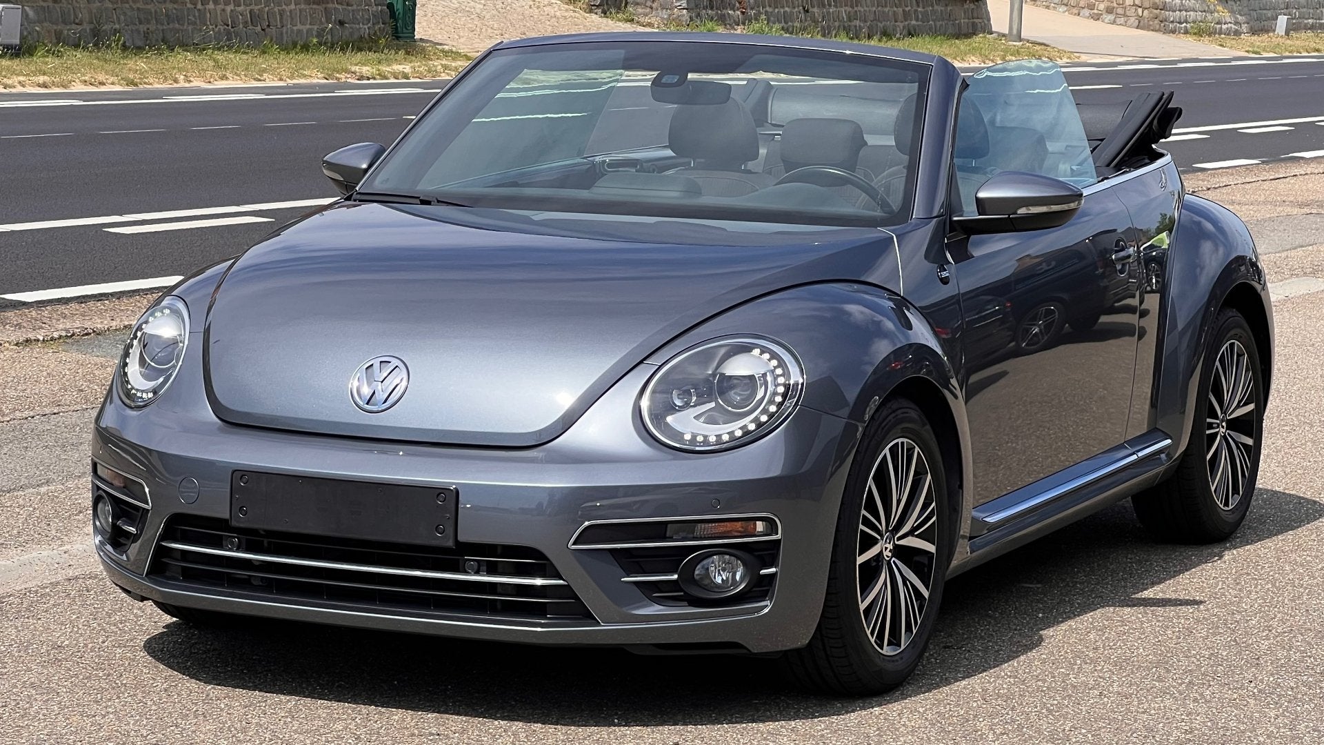 Volkswagen Beetle CABRIO TSI Beetle BMT SOUND UITVOERING PER, Autos, 1197 cm³, Achat, 105 ch, Euro 6