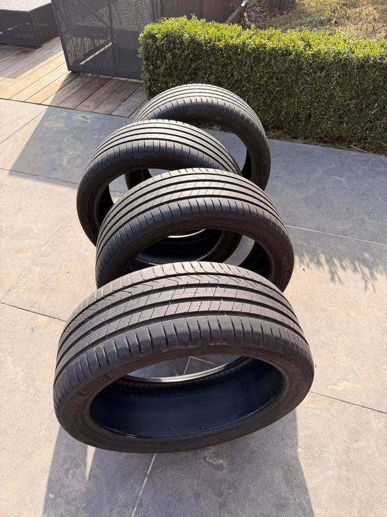 4 zomerbanden Pirelli Cinturato P7 215 40 18 89Y, Auto diversen, Autosport-onderdelen, Zo goed als nieuw, Ophalen