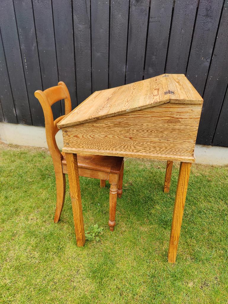 Klein bureau, schoolbank of secretaresse in massief grenen, Huis en Inrichting, Ophalen, Gebruikt, Hout, Secretaire