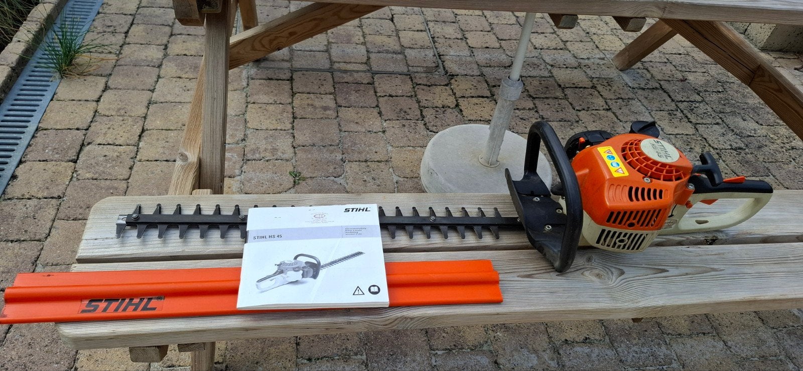 TAILLE HAIE STIHL  HS 45., Jardin & Terrasse, Taille-haies, Enlèvement, Utilisé