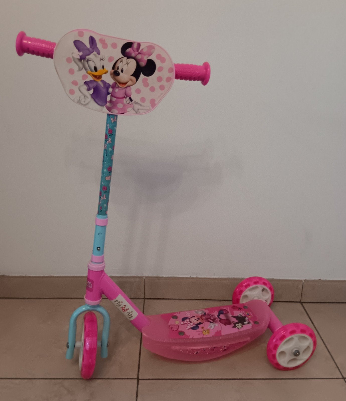 Trotinette Minnie, Ophalen