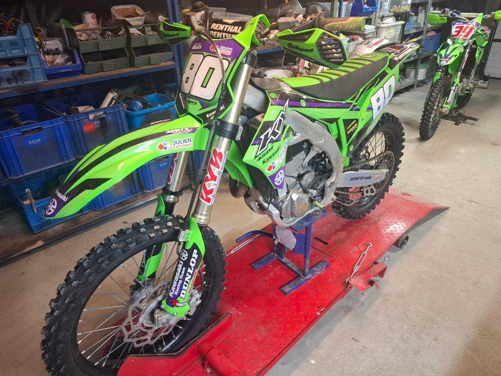 Kawasaki kxf  2023, Motos, Entreprise