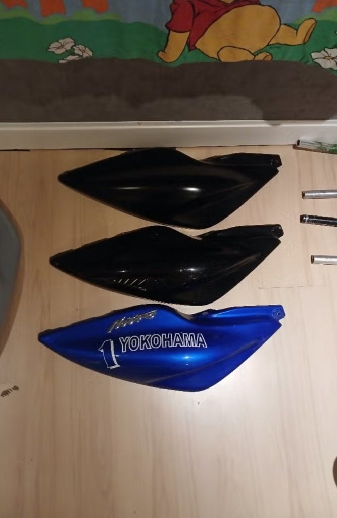 Rechter zijkappen aerox, Ophalen, Gebruikt, Kap
