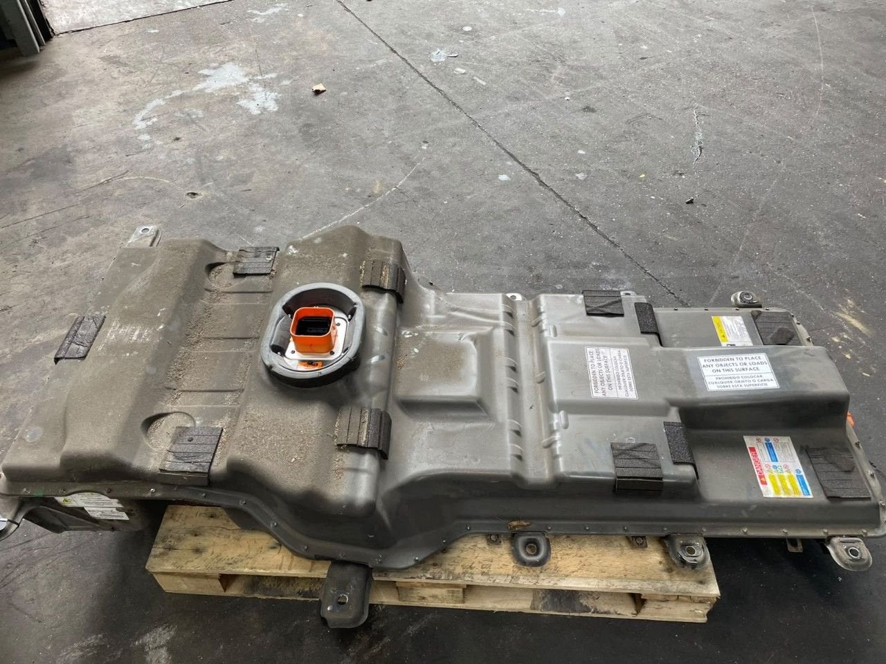 Hybride hoogspannings accu Fiat 500, Onderdelen@venauto.nl, Van der Ven Autorecycling B.V., Gebruikt, Ettenseweg 76, 4706 PB Roosendaal, The Netherlands