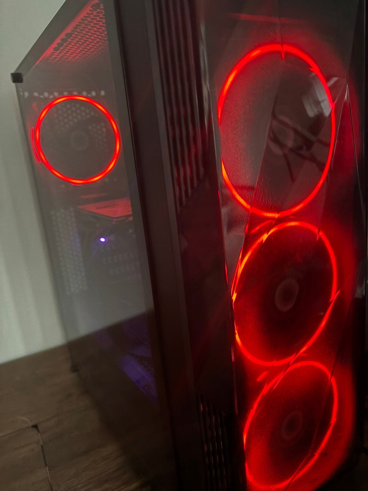 Gaming pc plus monitor, Games en Spelcomputers, Games | Pc, Ophalen, Zo goed als nieuw, Overige genres