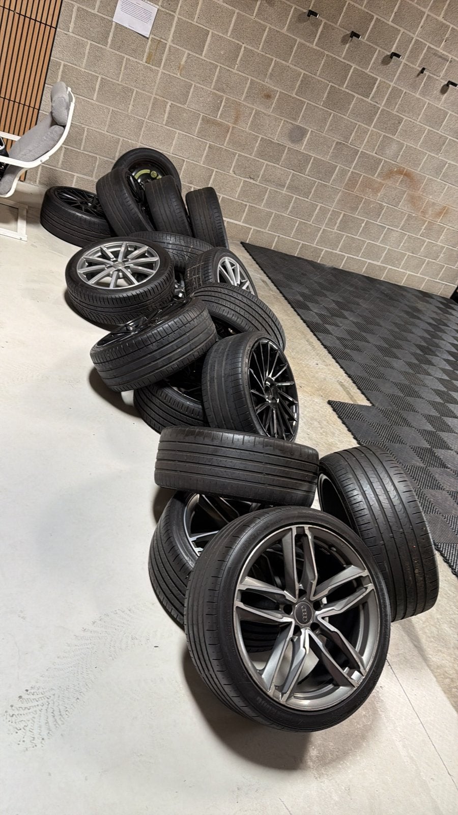 PARTIJ AUDI VOLKSWAGEN VELGEN BANDEN 5x112, Auto-onderdelen, Ophalen, Band(en)