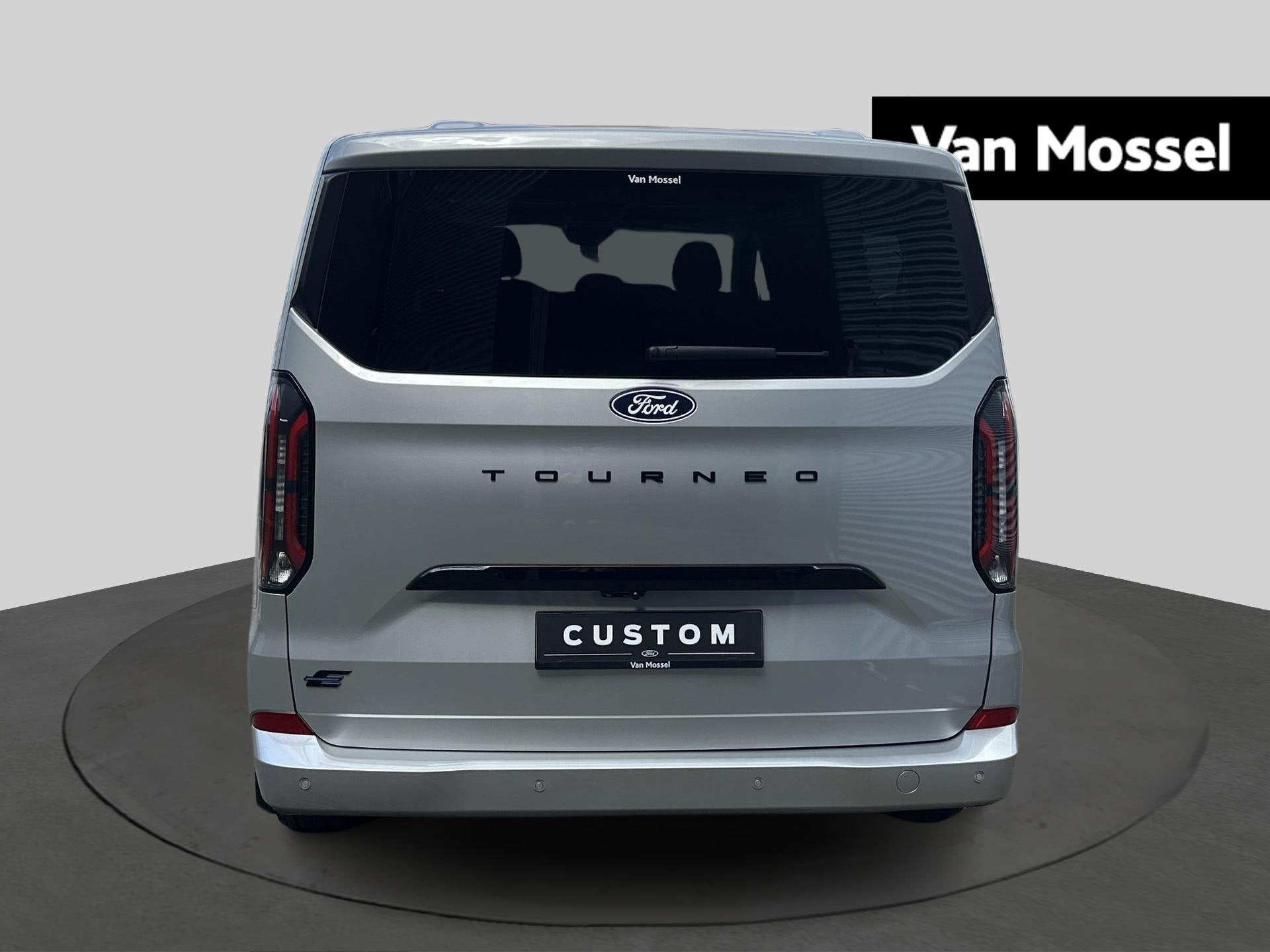 Ford Tourneo Custom 340L Titanium Electric - Driver Assist -, Auto's, Ford, Automaat, 4 deurs, Overige modellen, 2000 kg