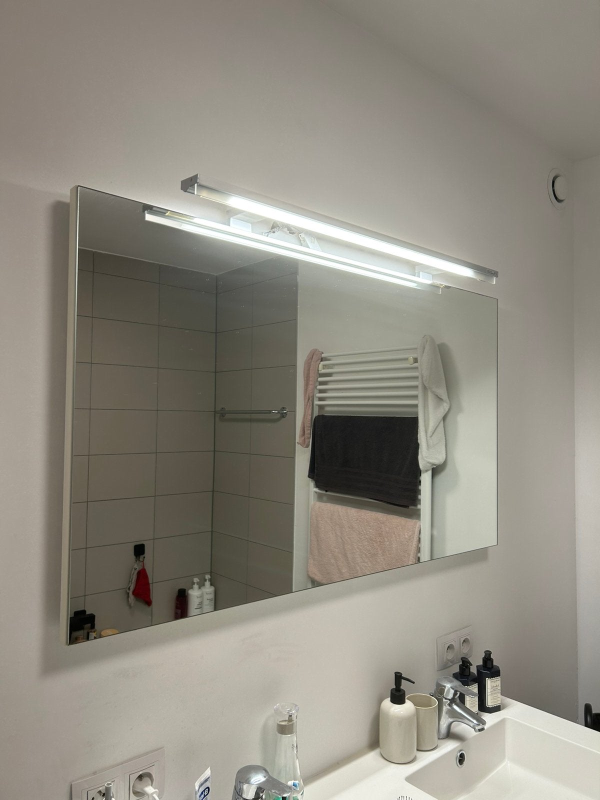 Van Marcke badkamerspiegel met verlichting – 120 x 69,5 cm, Ophalen, Gebruikt, 100 tot 150 cm, Overige typen