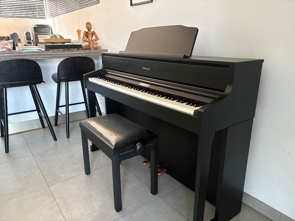 Piano Roland HP605, Muziek en Instrumenten, Piano's, Ophalen, Zwart, Digitaal, Zo goed als nieuw