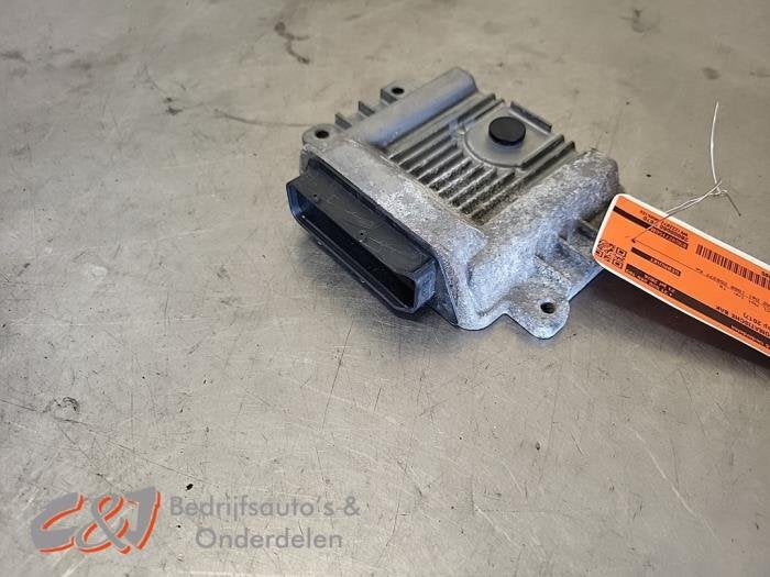 Ordinateur réservoir automatique d'un Volkswagen Crafter, Volkswagen, -, 3 mois de garantie, Utilisé