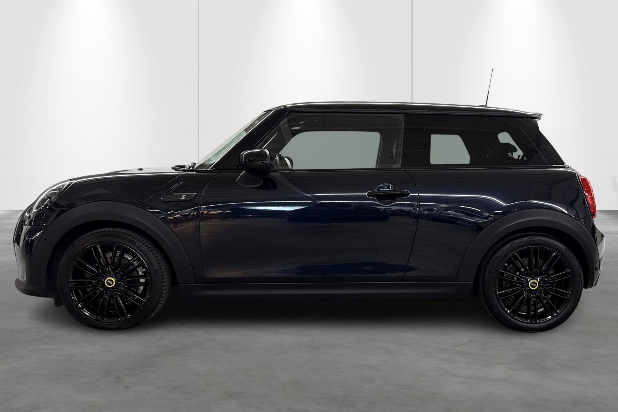 Mini Mini Cooper SE, Auto's, 4 zetels, Stof, 135 kW, Automatische klimaatregeling