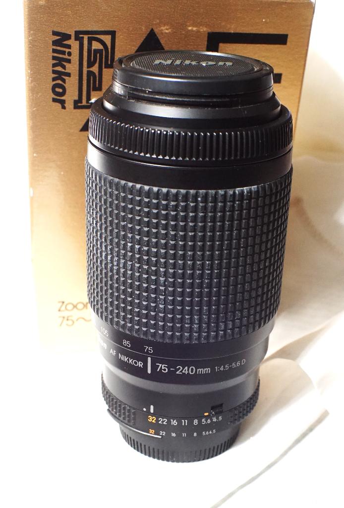 Nikon af 75-240 mm 4,5-5,6 D voor alle Nikon „F” reflex, Ophalen of Verzenden, Zo goed als nieuw, Spiegelreflex, Nikon