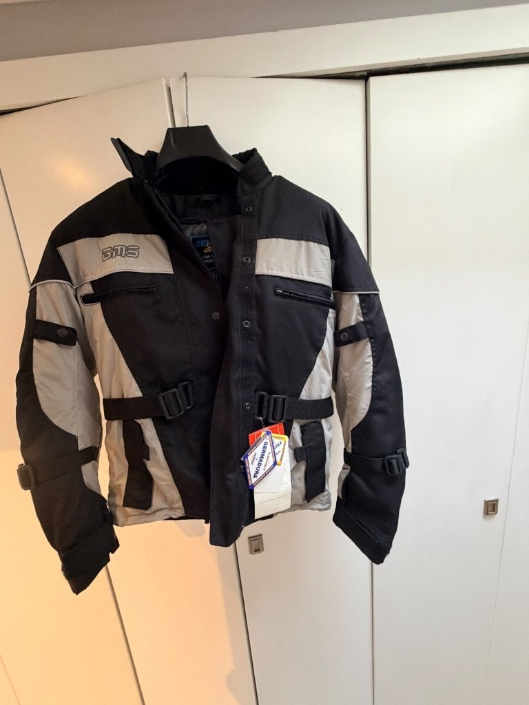 Germas Dames Motorjas - Zwart/Grijs - Maat 38 (M) - Nieuw, Enlèvement ou Envoi, Neuf, avec ticket, Femmes, Manteau | tissu