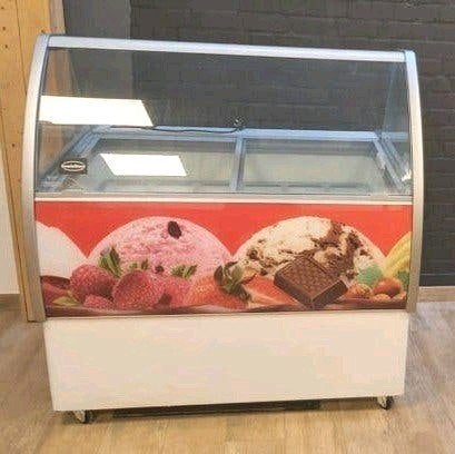 Bali: Ice 9 X 5 : Professionele:  Nieuwe/ Horeca ijsvitrine, Zakelijke goederen, Ophalen, IJs