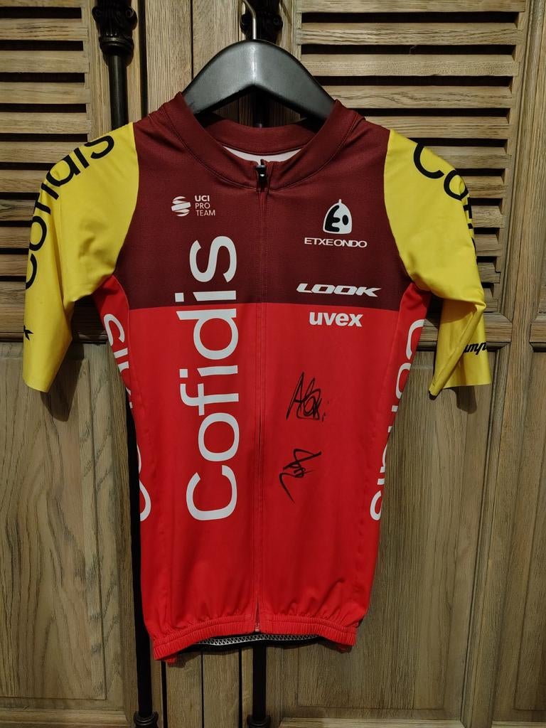 Shirt Cofidis getekend door Aranburu en Izagirre, Ophalen