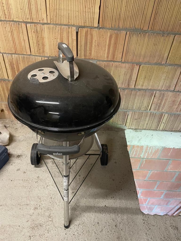 Weber bbq barbecue houtskool, Ophalen, Zo goed als nieuw