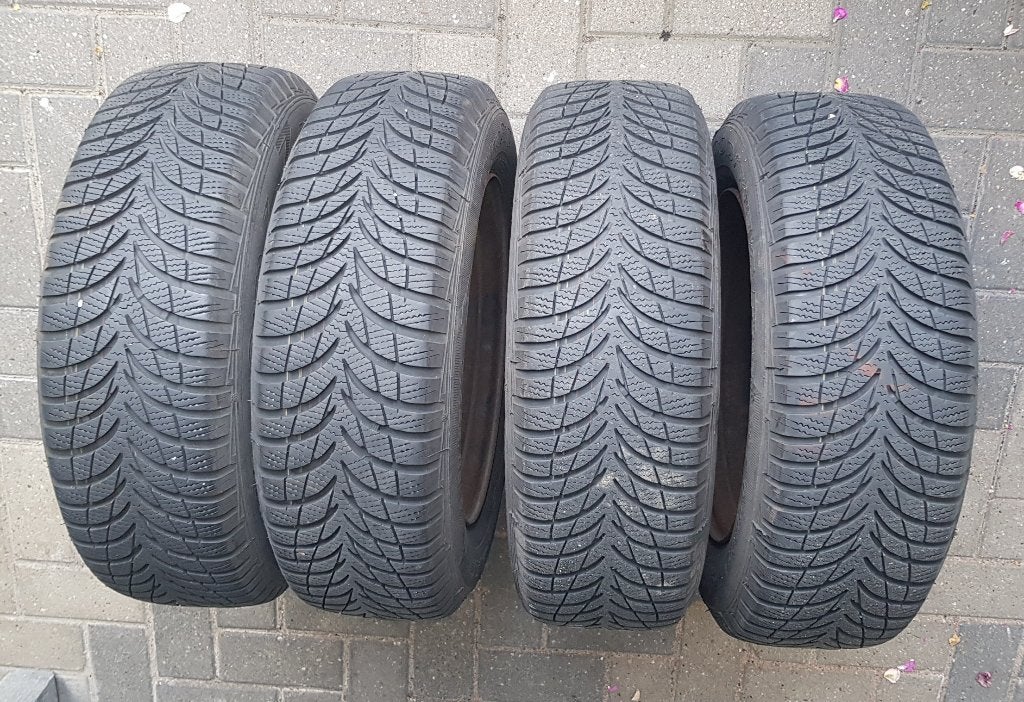 winterbanden GoodYear 185/65R14, 14 pouces, Pneus et Jantes, Pneus hiver, Véhicule de tourisme