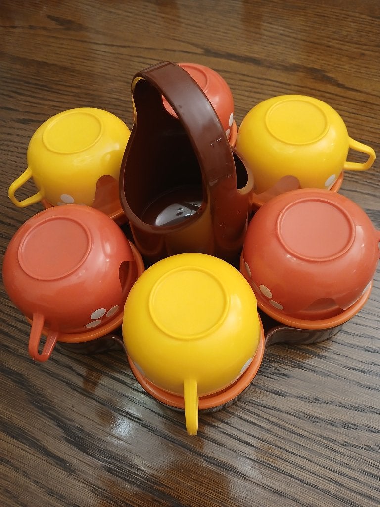 Service à apéritif vintage 70s en plastique de marque EMSA, Enlèvement, Autres types