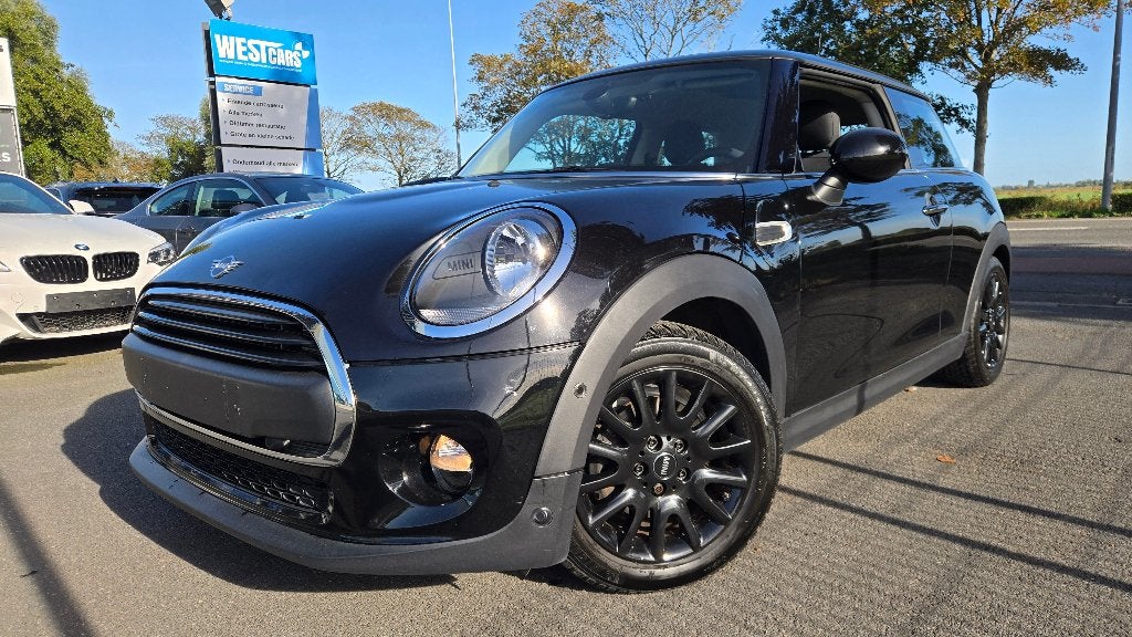 MINI ONE NAVI/BLUETOOTH/VERW.ZETELS/AUTO. AIRCO, Autos, 75 kW, Achat, https://public.car-pass.be/vhr/974dd5d5-22ce-41ff-8379-59a9f41ebb3d