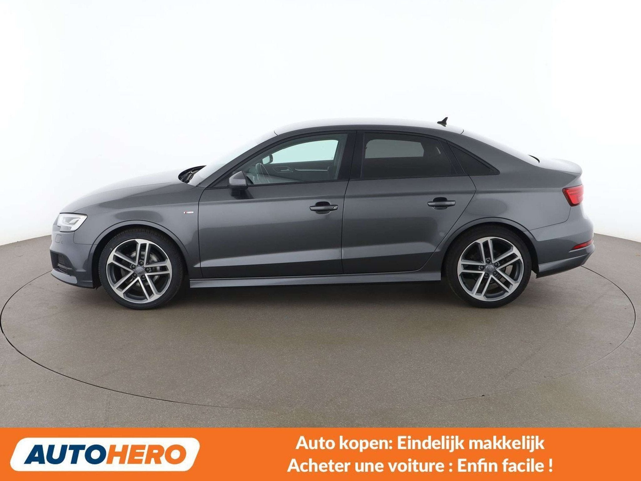 Audi A3 30 TFSI Sport (bj 2020), Auto's, Voorwielaandrijving, 4 deurs, Gebruikt, Leder
