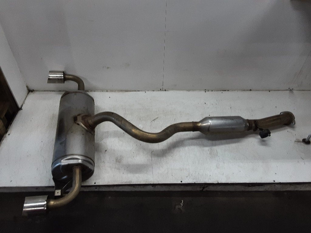 SILENCIEUX ARRIERE (ECHAPPEMENT) Yaris IV (P21 / PA1 / PH1), Autos : Pièces & Accessoires, Utilisé, Toyota