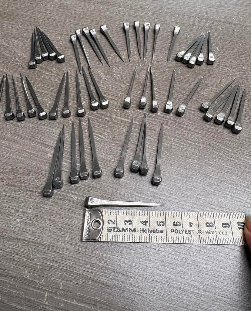 Paarde nagels  5 cm, Dieren en Toebehoren