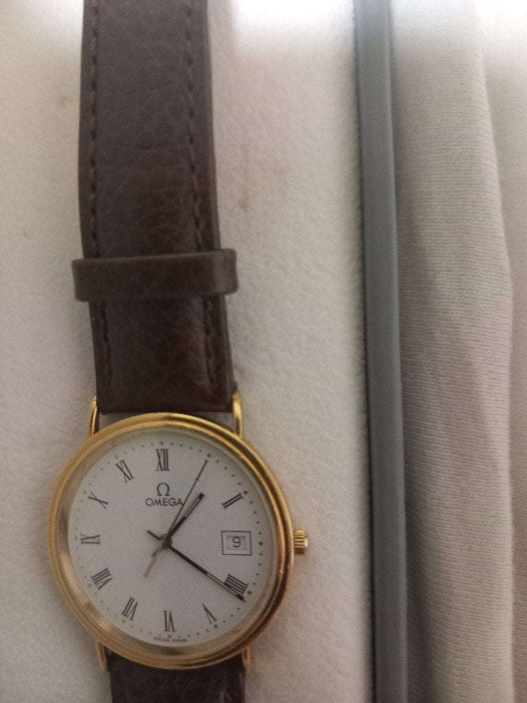 Gouden horloge, Handtassen en Accessoires, Leer, Polshorloge, Ophalen of Verzenden, Zo goed als nieuw