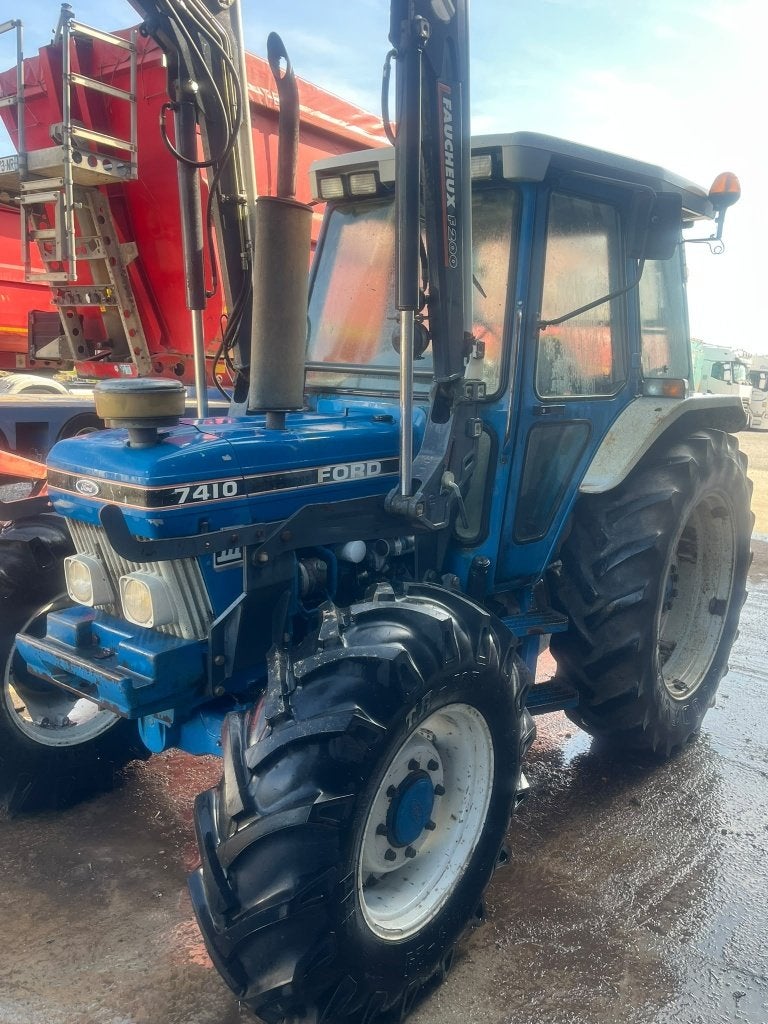 Ford 7410, 80 à 120 ch, Enlèvement, 7500 à 10000, Ford