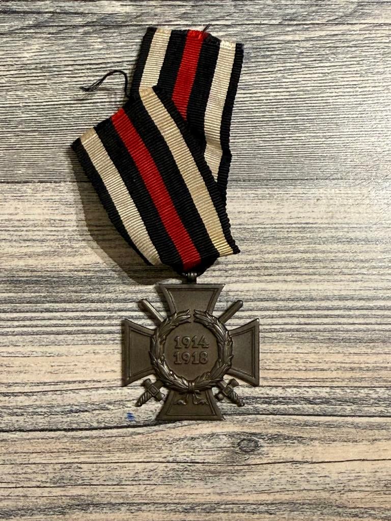 Duits Hindenburg kruis met Zwaarden 1914-1918 WW2, Verzamelen, Militaria | Tweede Wereldoorlog, Ophalen of Verzenden, Landmacht