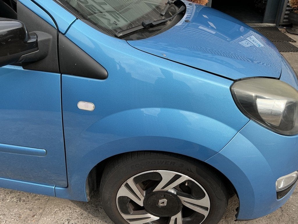 SPATBORD RECHTS VOOR Renault Twingo II (CN), Gebruikt, Renault, Spatbord, Peter-Huppertz-Straße 5
51063  Köln, DE