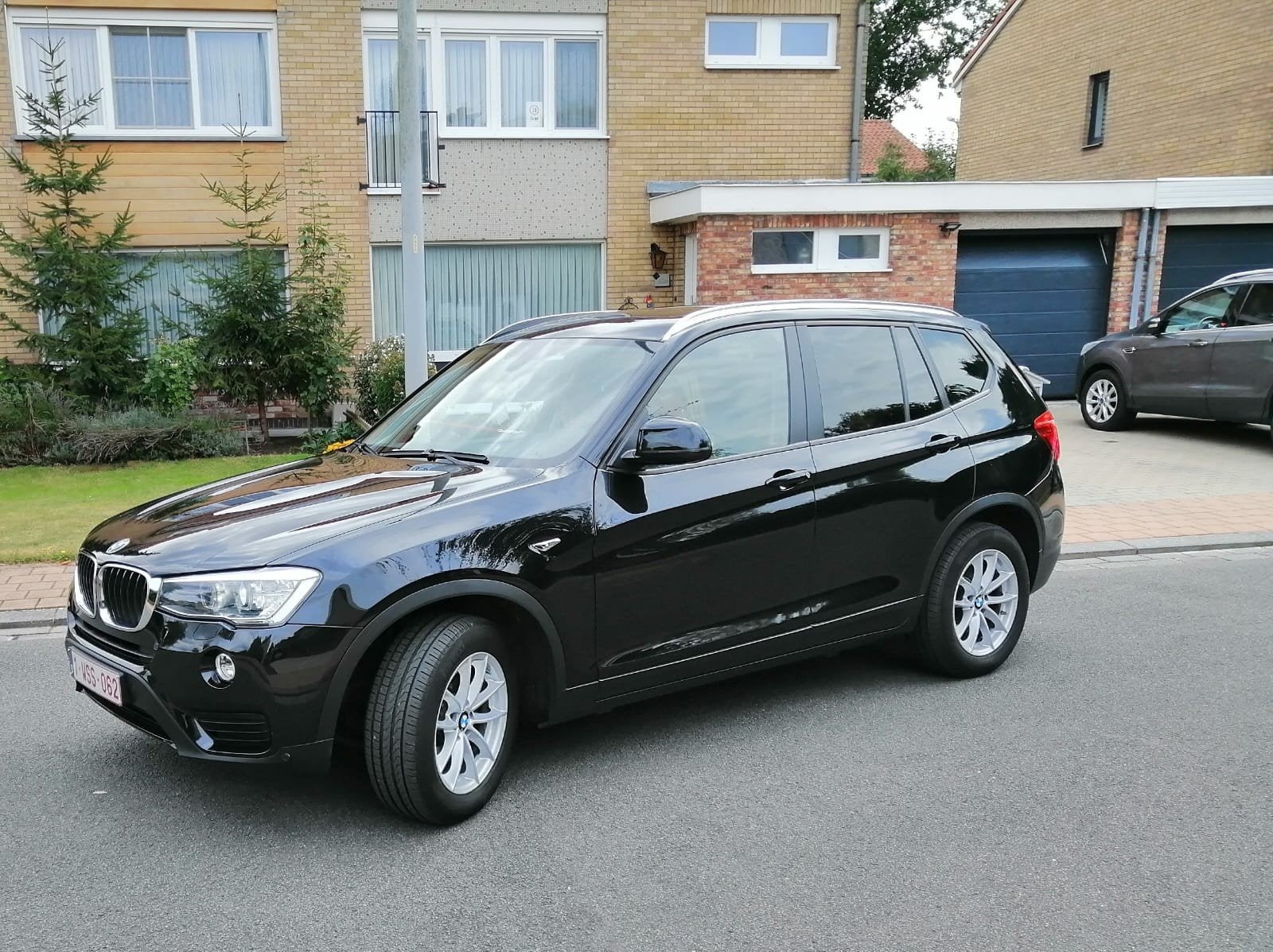 Bmw x 3 2.0 diesel  x drive , full option , nieuwe banden,.., Zwart, Zwart, Diesel, Particulier